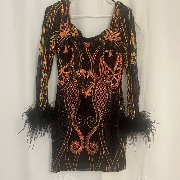 Medium sized Fashion Nova Dress- Black with sequins. Only worn once. - Picture 3 of 3